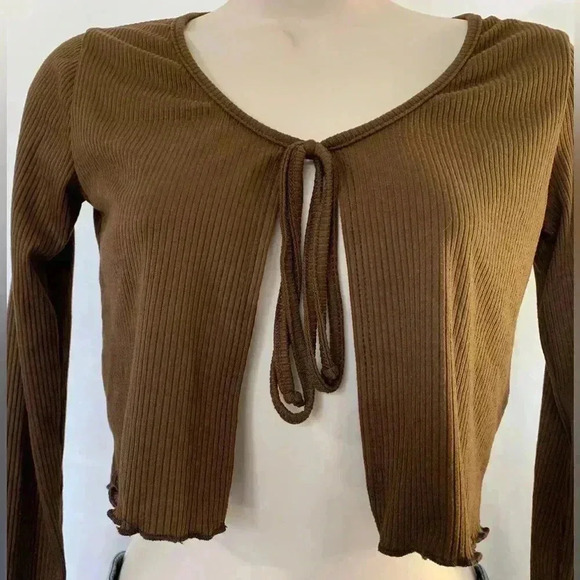 See You Monday is the brand, tie front, long sleeve, cropped top, - Picture 7 of 8